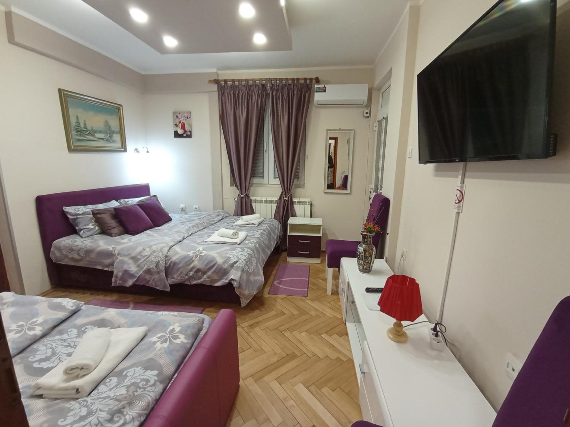 Apartments & Rooms -Mdl Lazic Belgrado Exterior foto