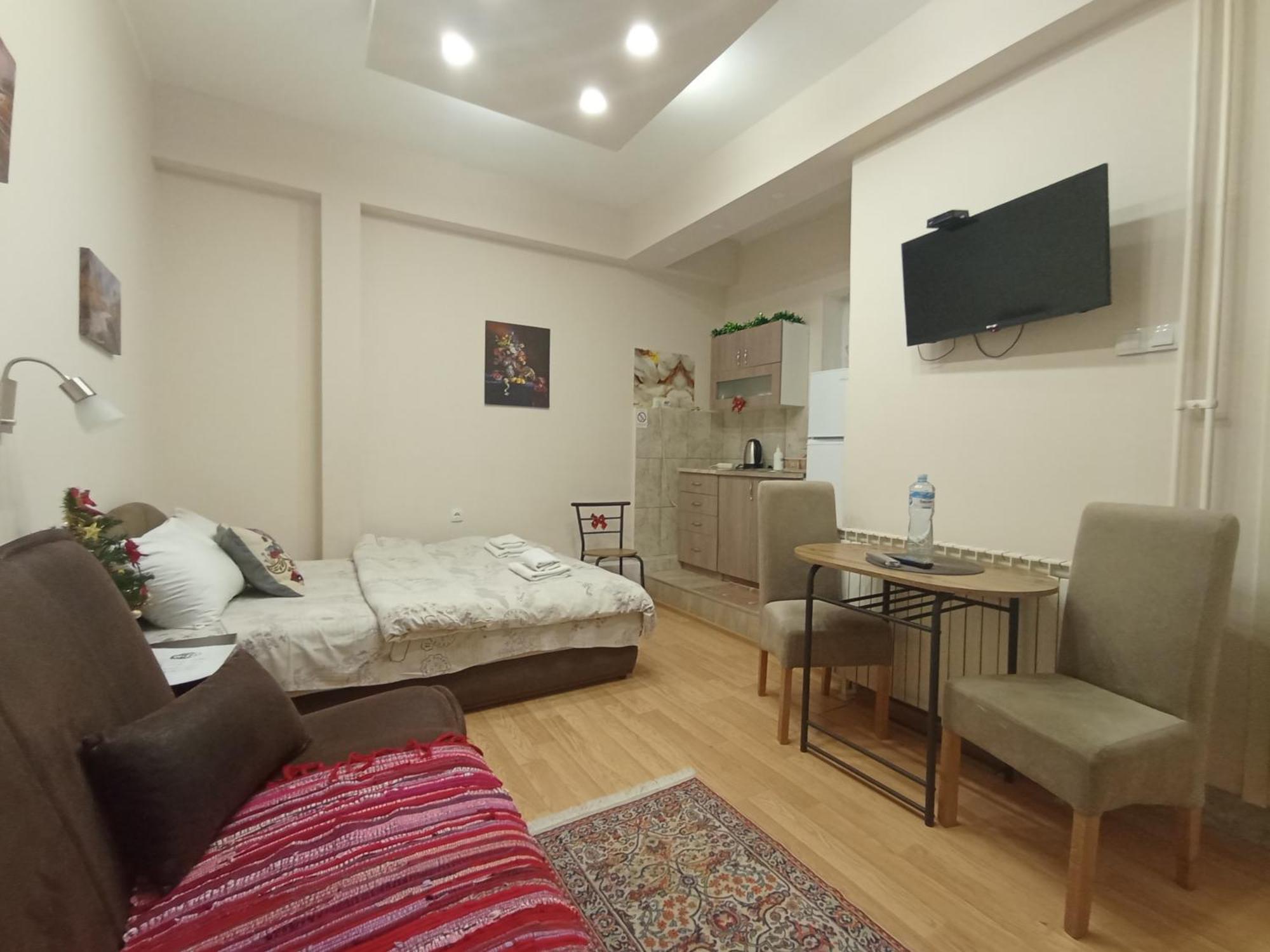 Apartments & Rooms -Mdl Lazic Belgrado Exterior foto