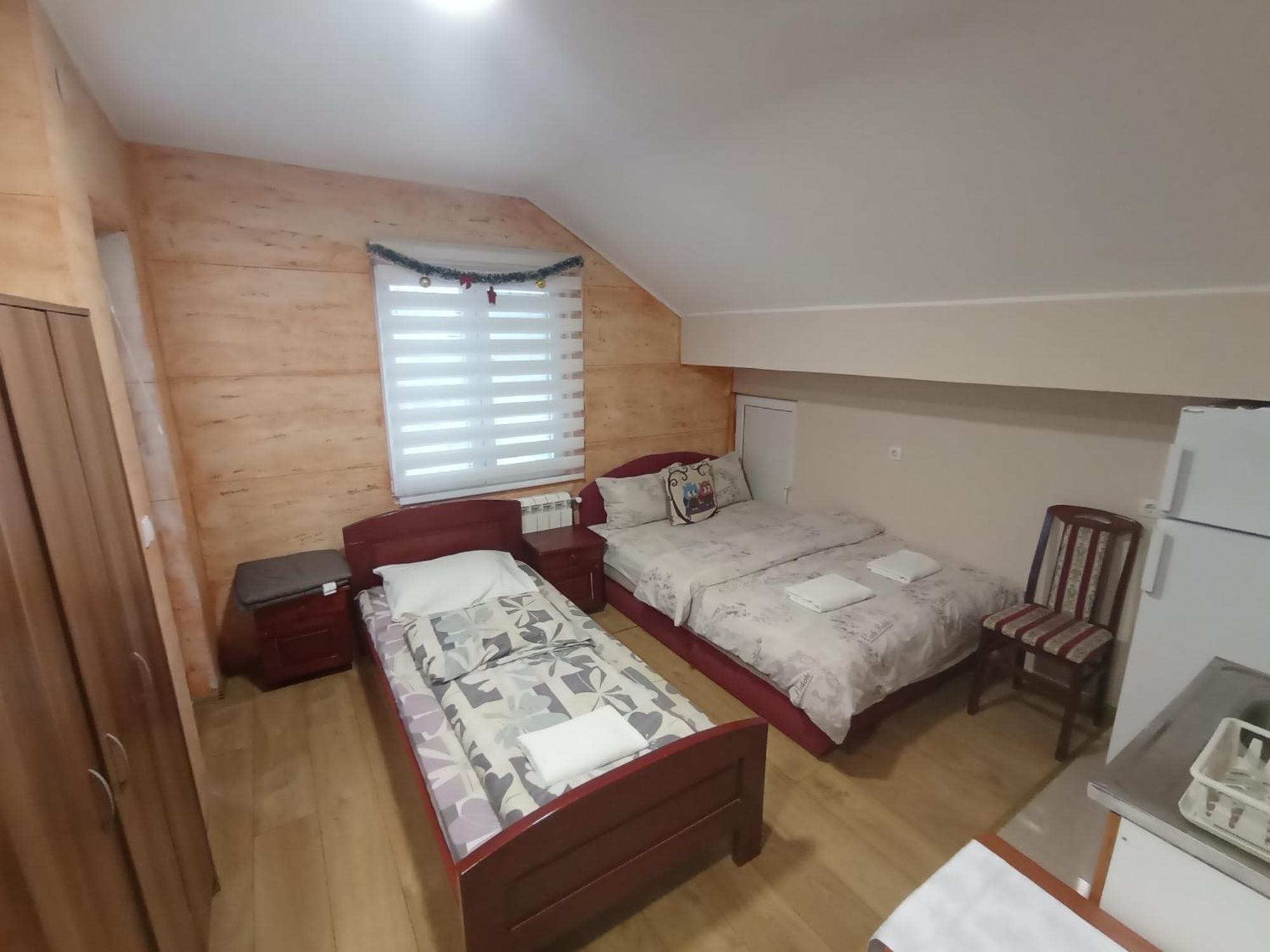 Apartments & Rooms -Mdl Lazic Belgrado Exterior foto